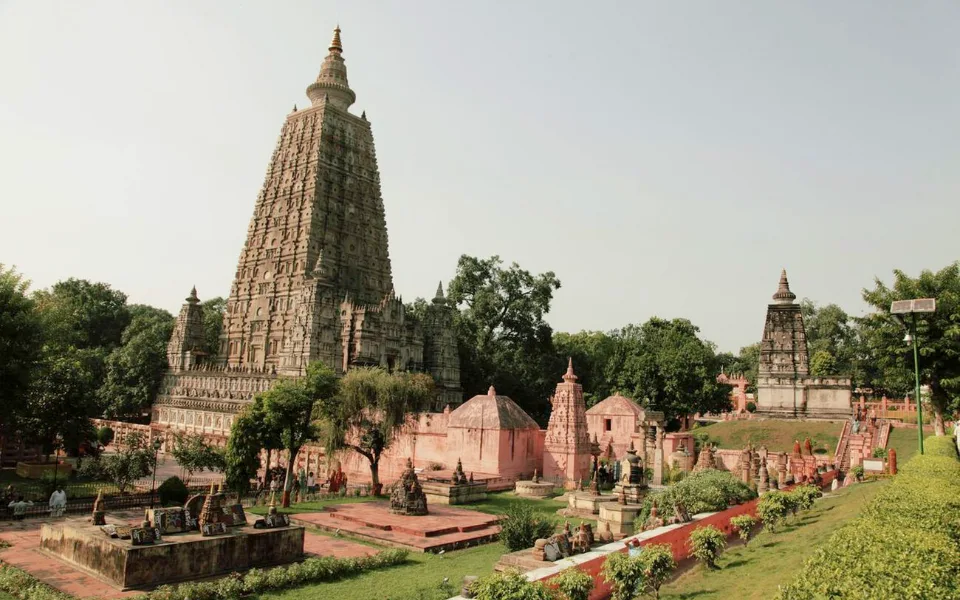 Buddha’s Blessing: The Essential Pilgrimage Package Tour